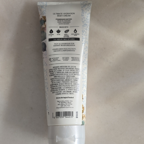 Bath & Body Works (BBW) - Dressed in White Body Cream - Picture 4 of 5